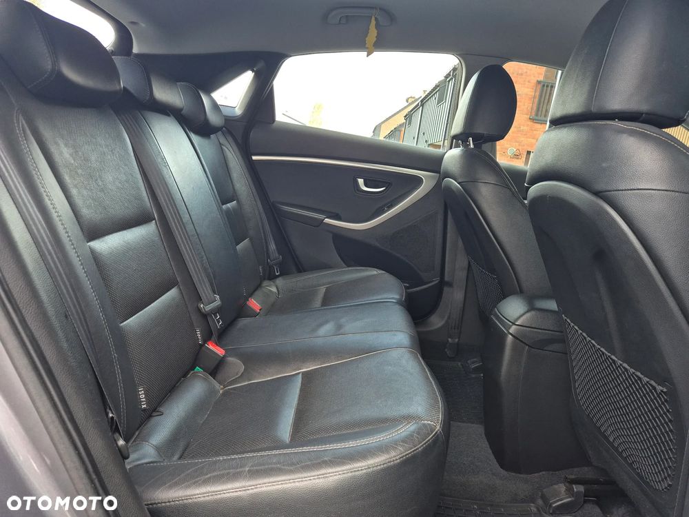 Hyundai i30 1.4 Premium - 8