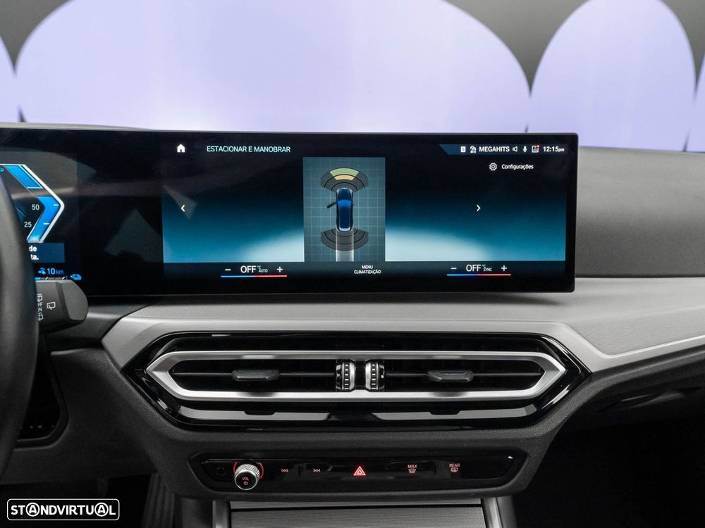 BMW 320 e Touring Auto - 41