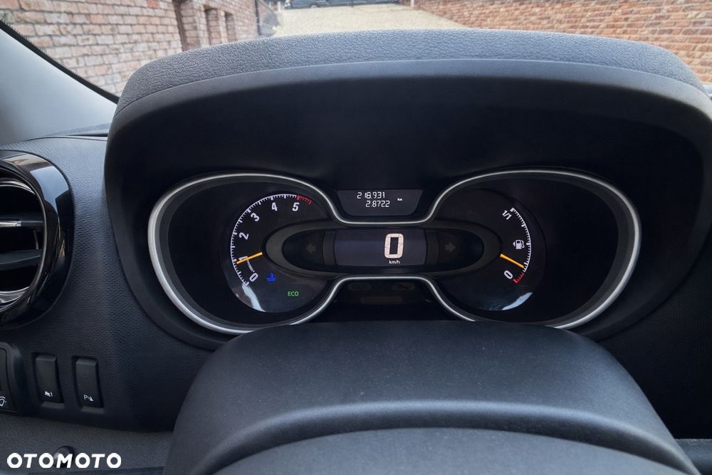 Opel Vivaro - 28