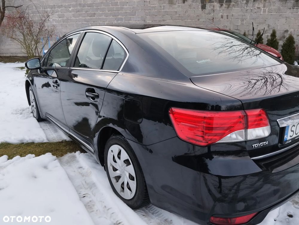 Toyota Avensis 2.0 D-4D Premium - 20
