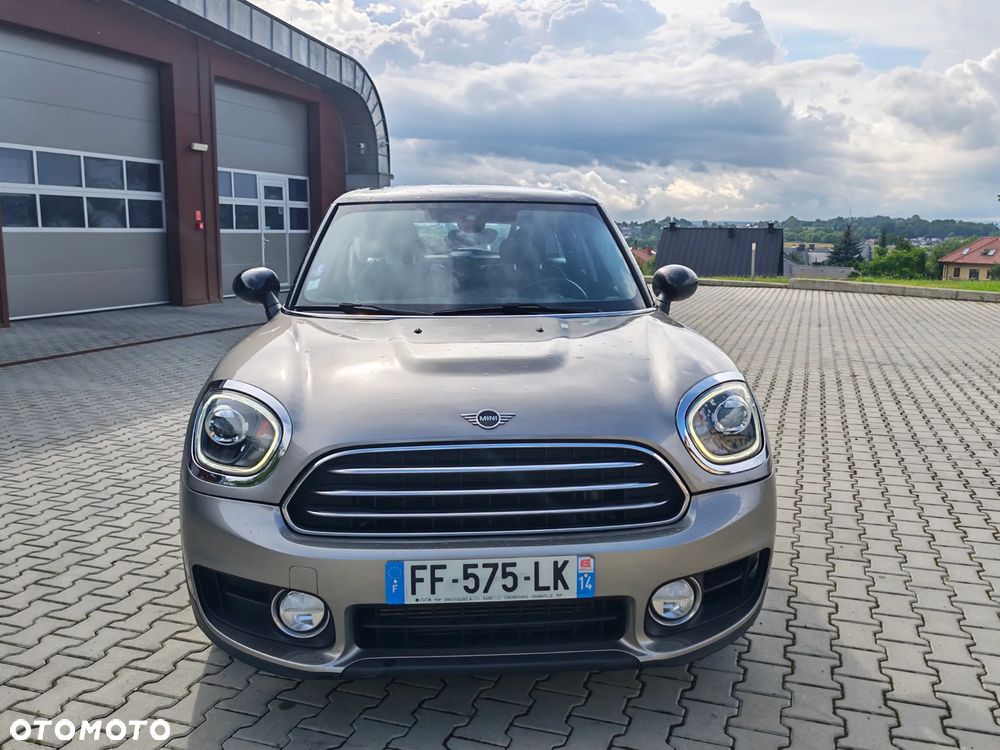 MINI Countryman Cooper Essential Trim - 14