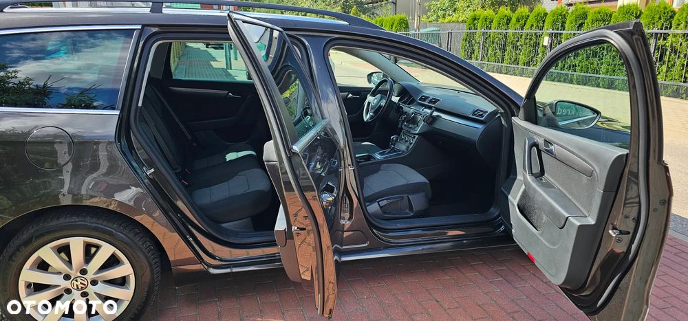 Volkswagen Passat 1.4 TSI DSG BlueMotion Technology Trendline - 29
