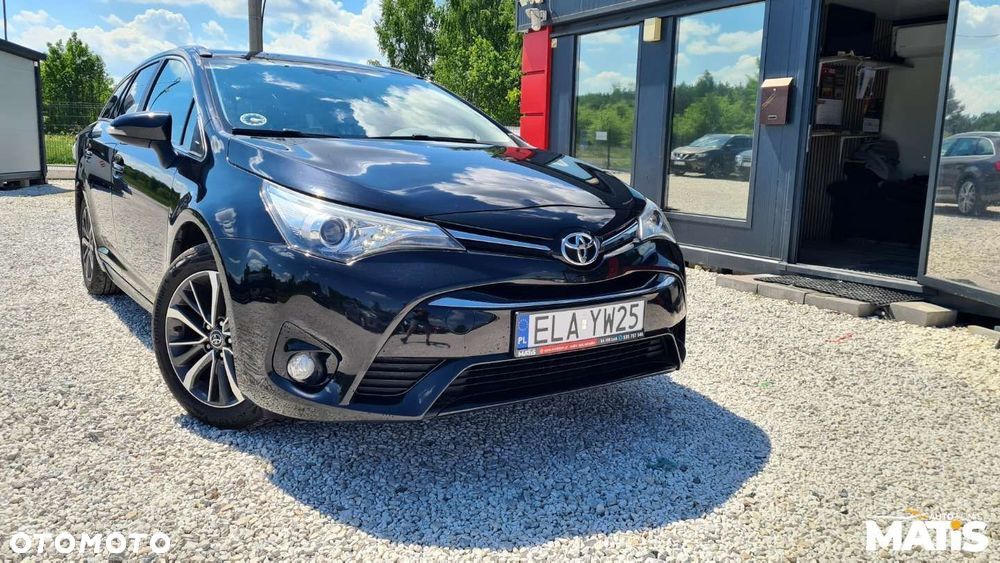 Toyota Avensis - 31