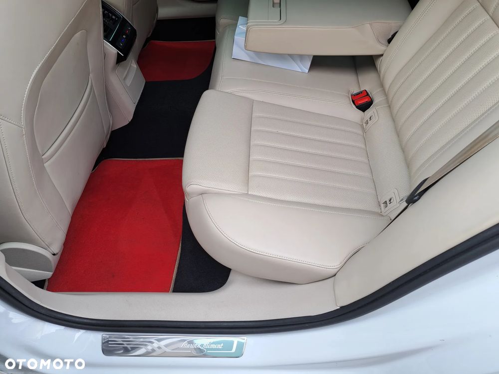 Skoda Superb 2.0 TDI 4x4 L&K DSG - 24