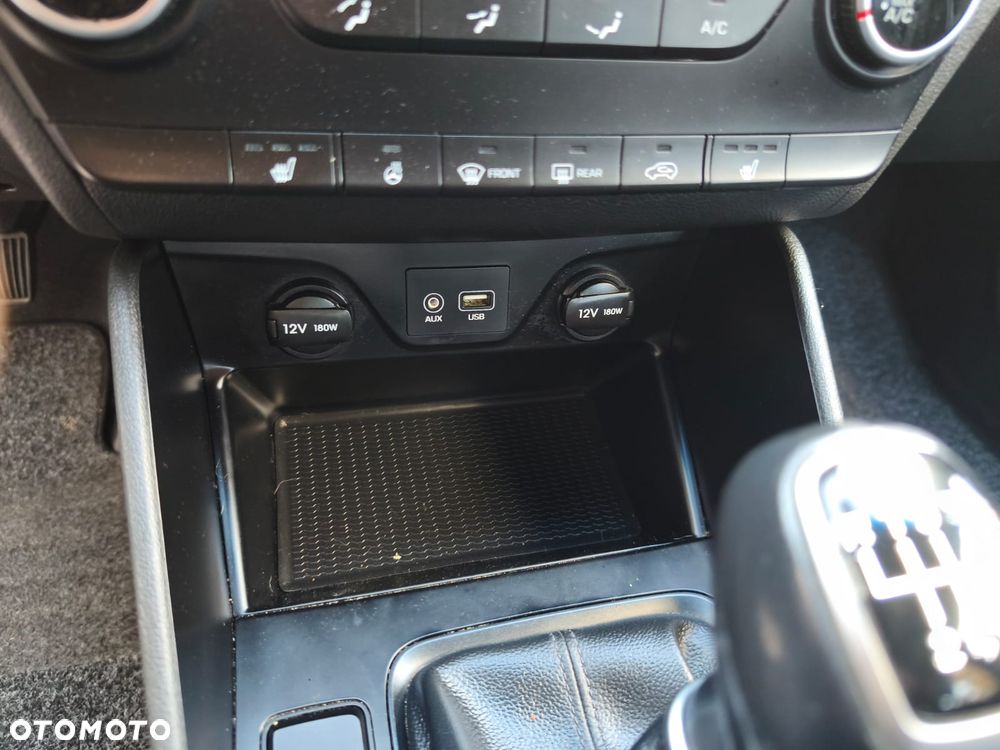 Hyundai ix35 1.6 GDI Premium 2WD - 18