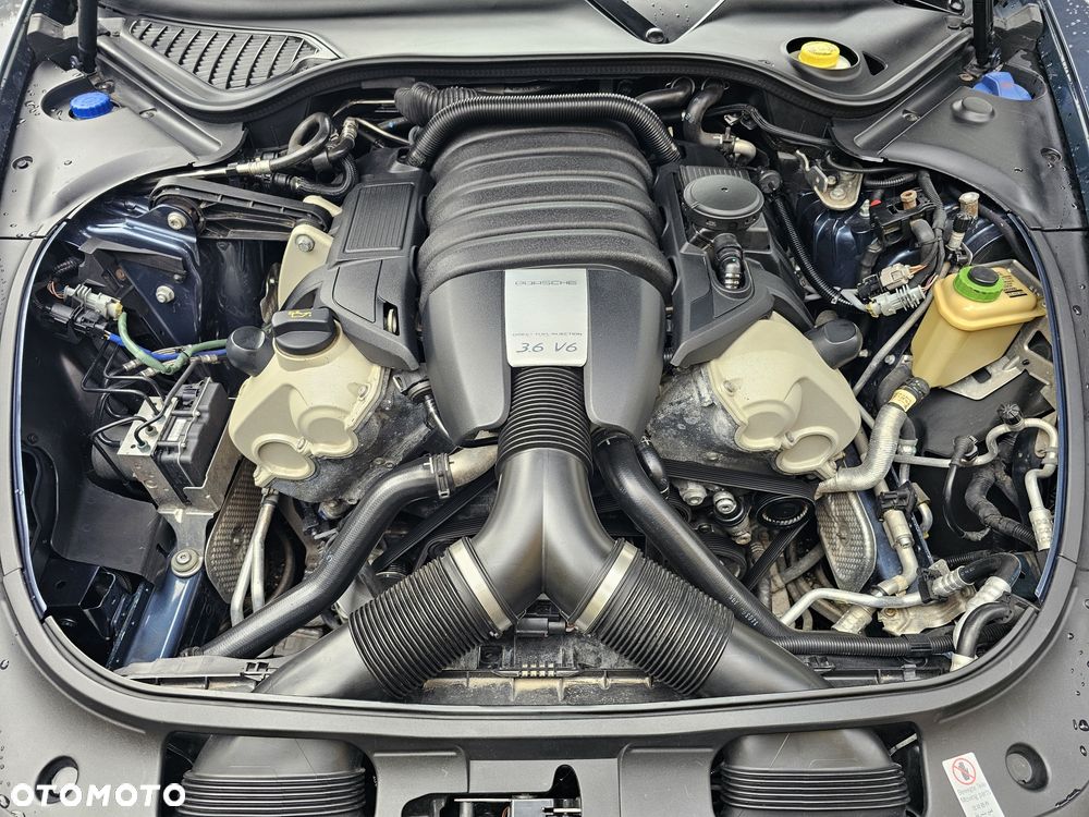 Porsche Panamera - 13