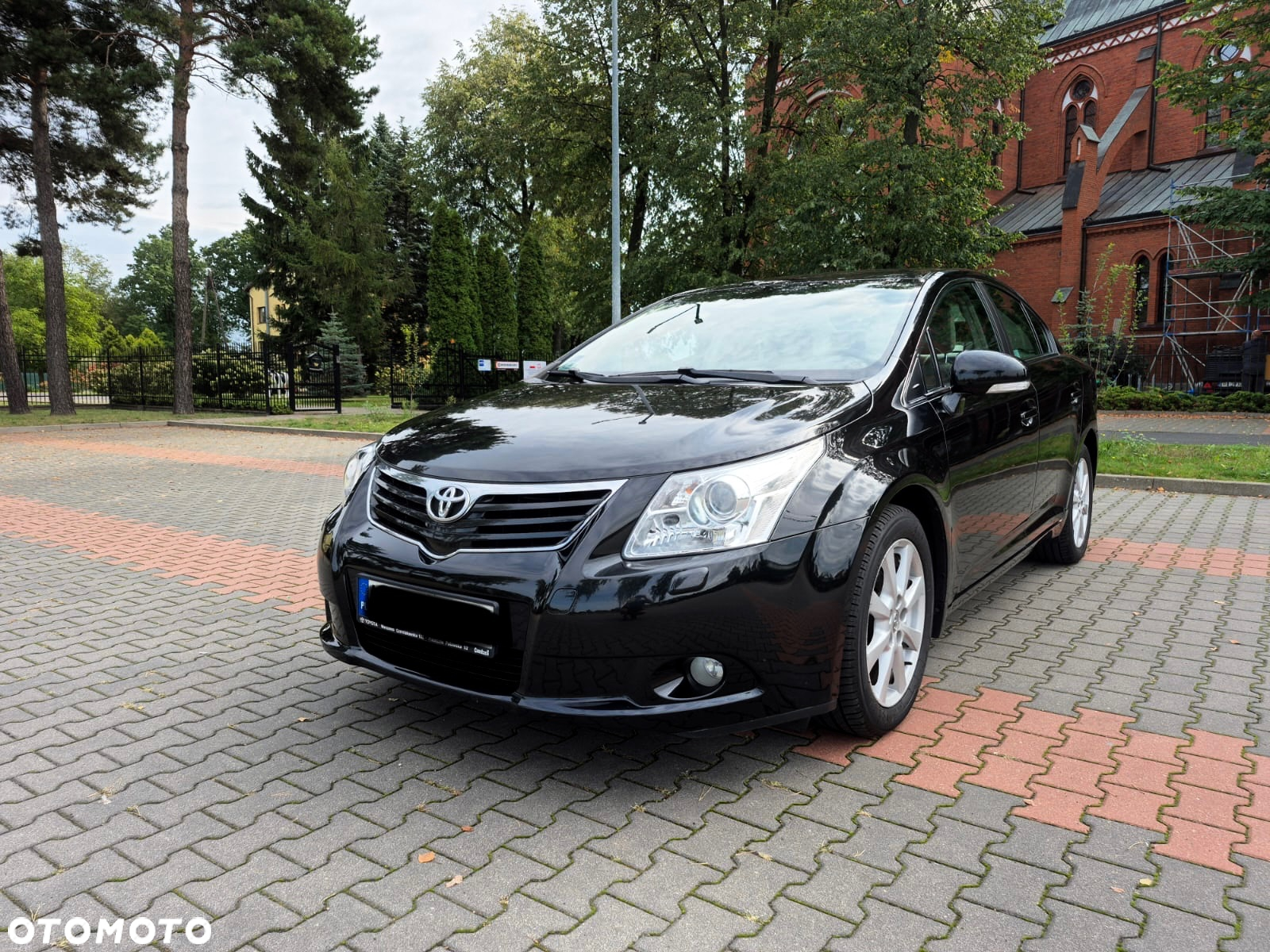 Toyota Avensis 1.8 Premium - 2