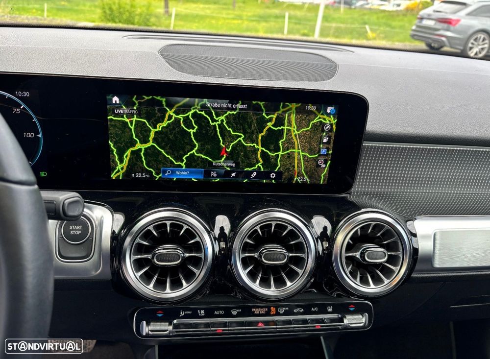 Mercedes-Benz EQB 250 AMG Line - 13