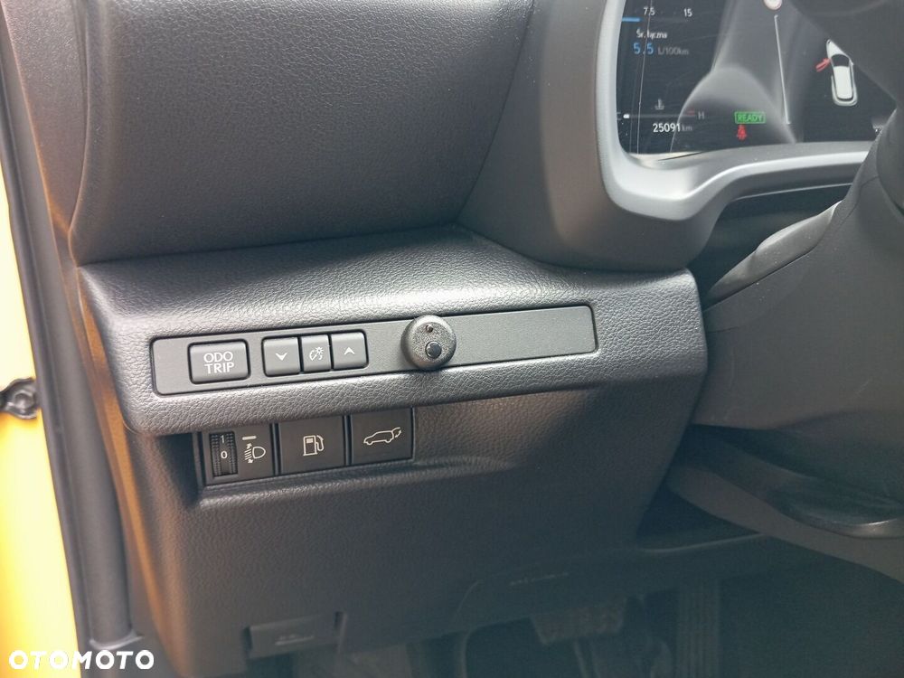 Lexus LBX 1.5 Hybrid Emotion - 21