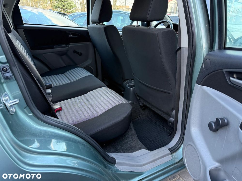 Suzuki SX4 - 13