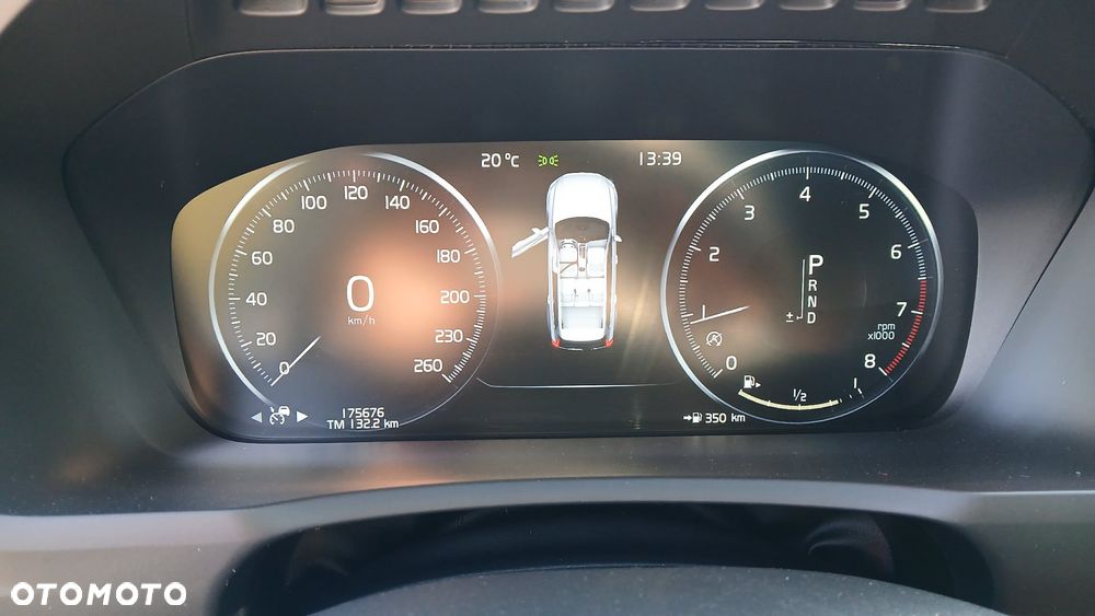 Volvo XC 90 T5 AWD Geartronic RDesign - 11