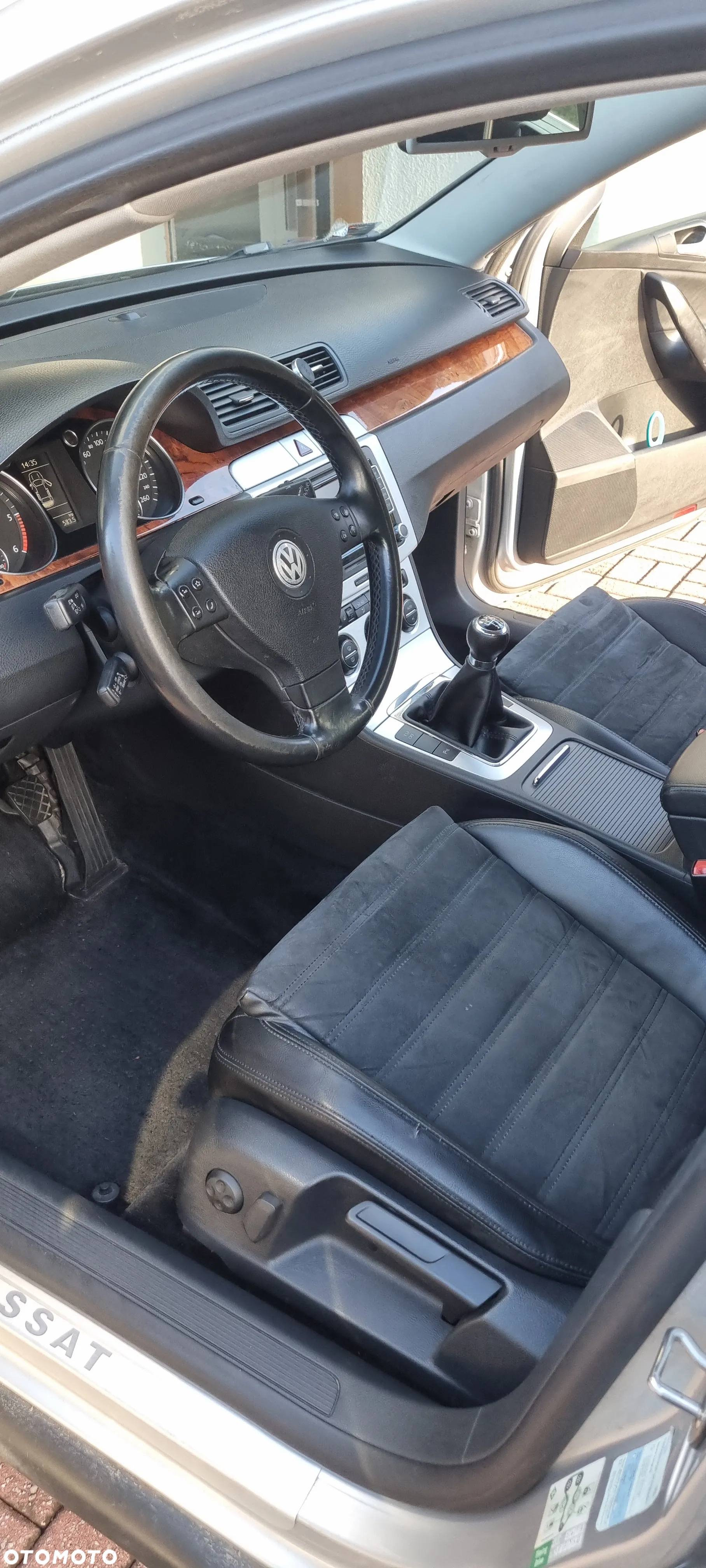 Volkswagen Passat 2.0 TDI DPF Highline - 10