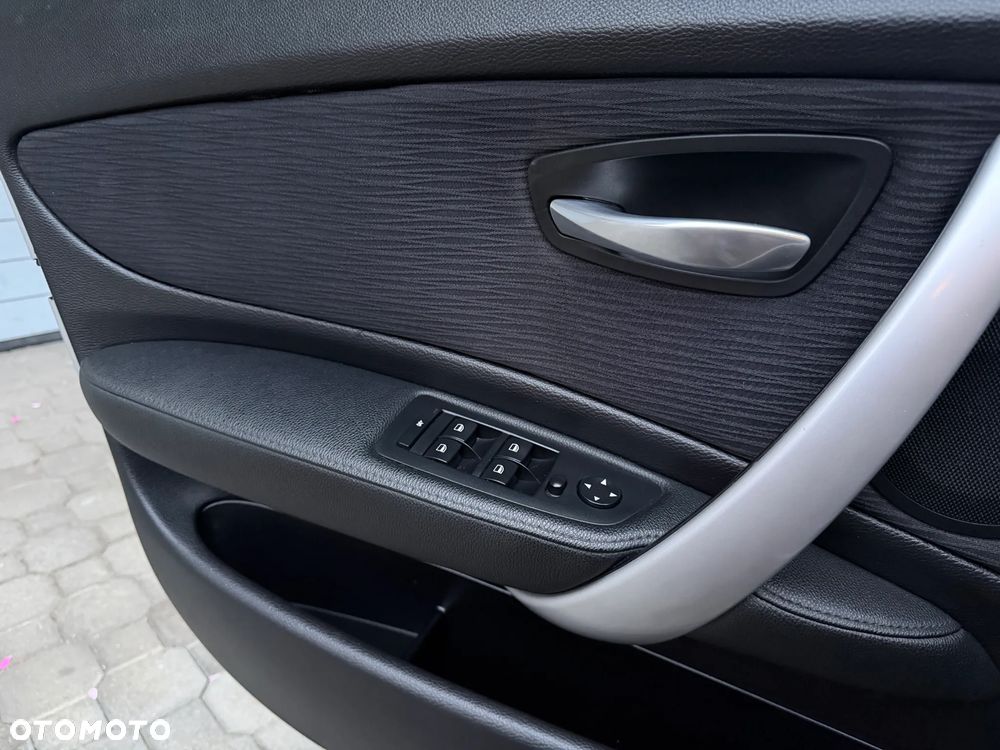 BMW Seria 1 118d - 16