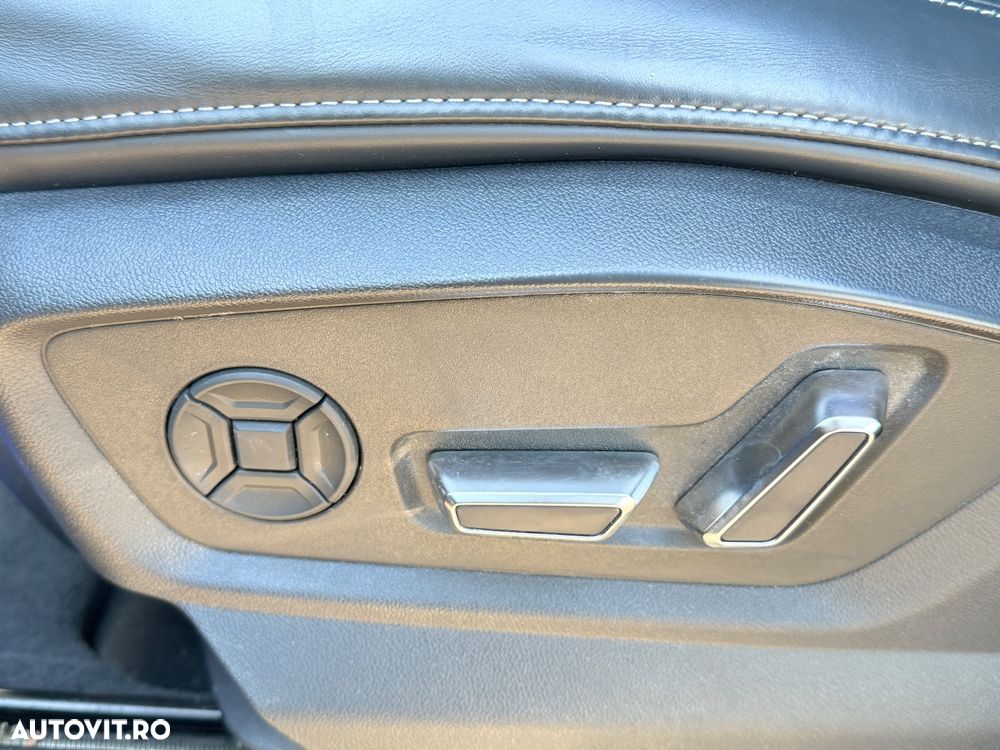 Audi Q7 50 TDI quattro Tiptronic S line - 13