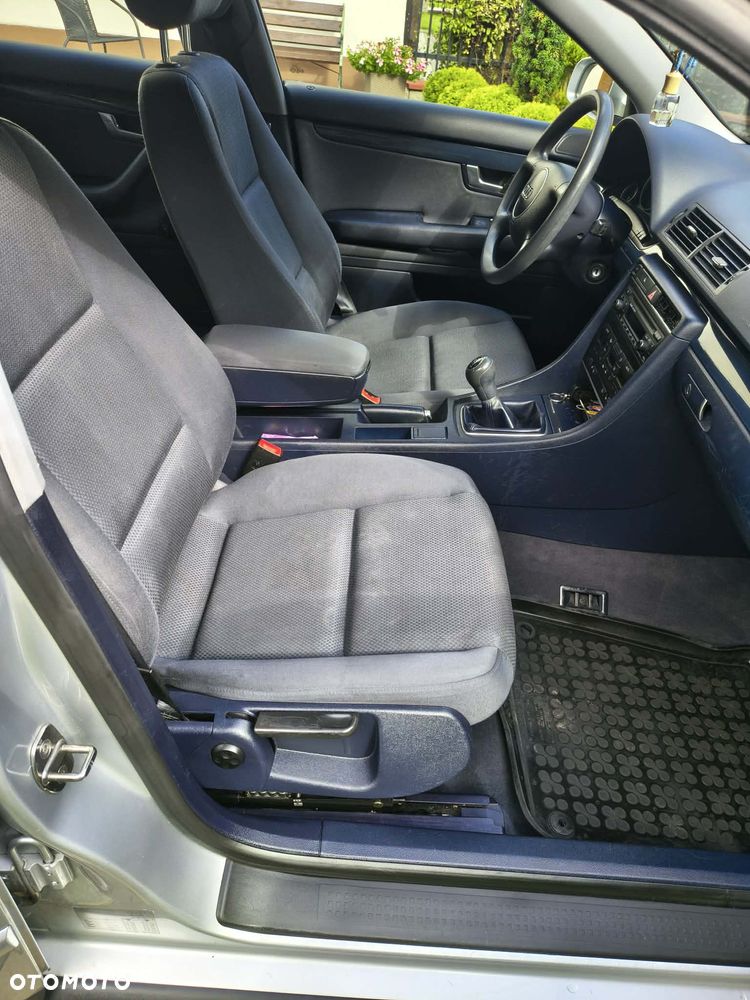 Audi A4 Avant 2 - 11