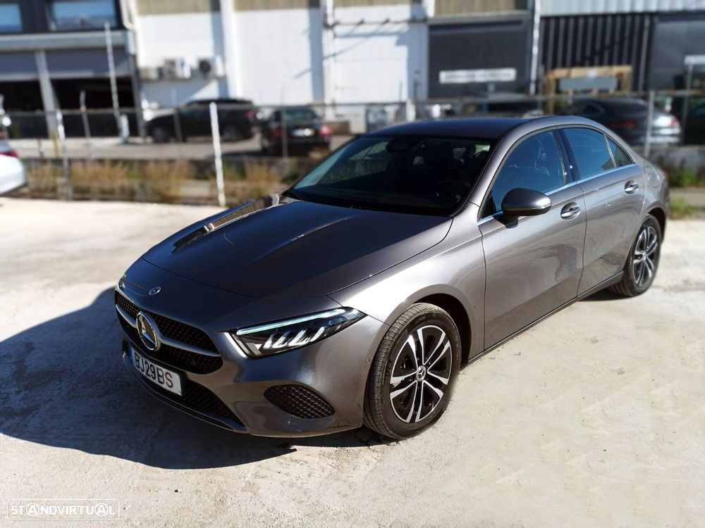 Mercedes-Benz A 250 Limousine - 2