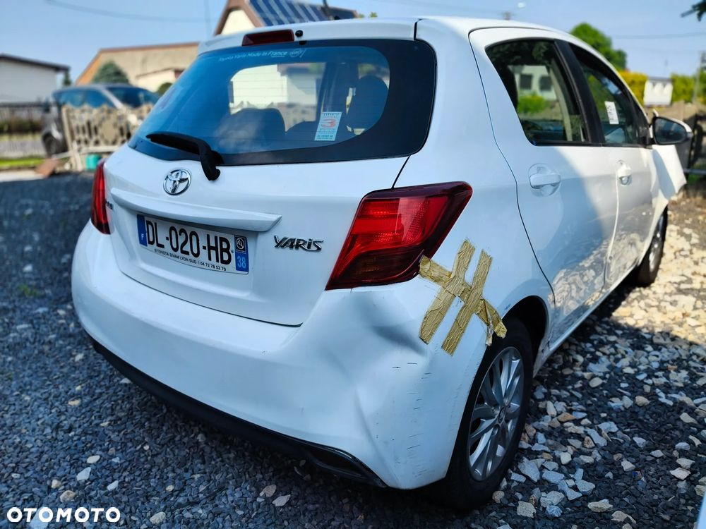 Toyota Yaris - 6