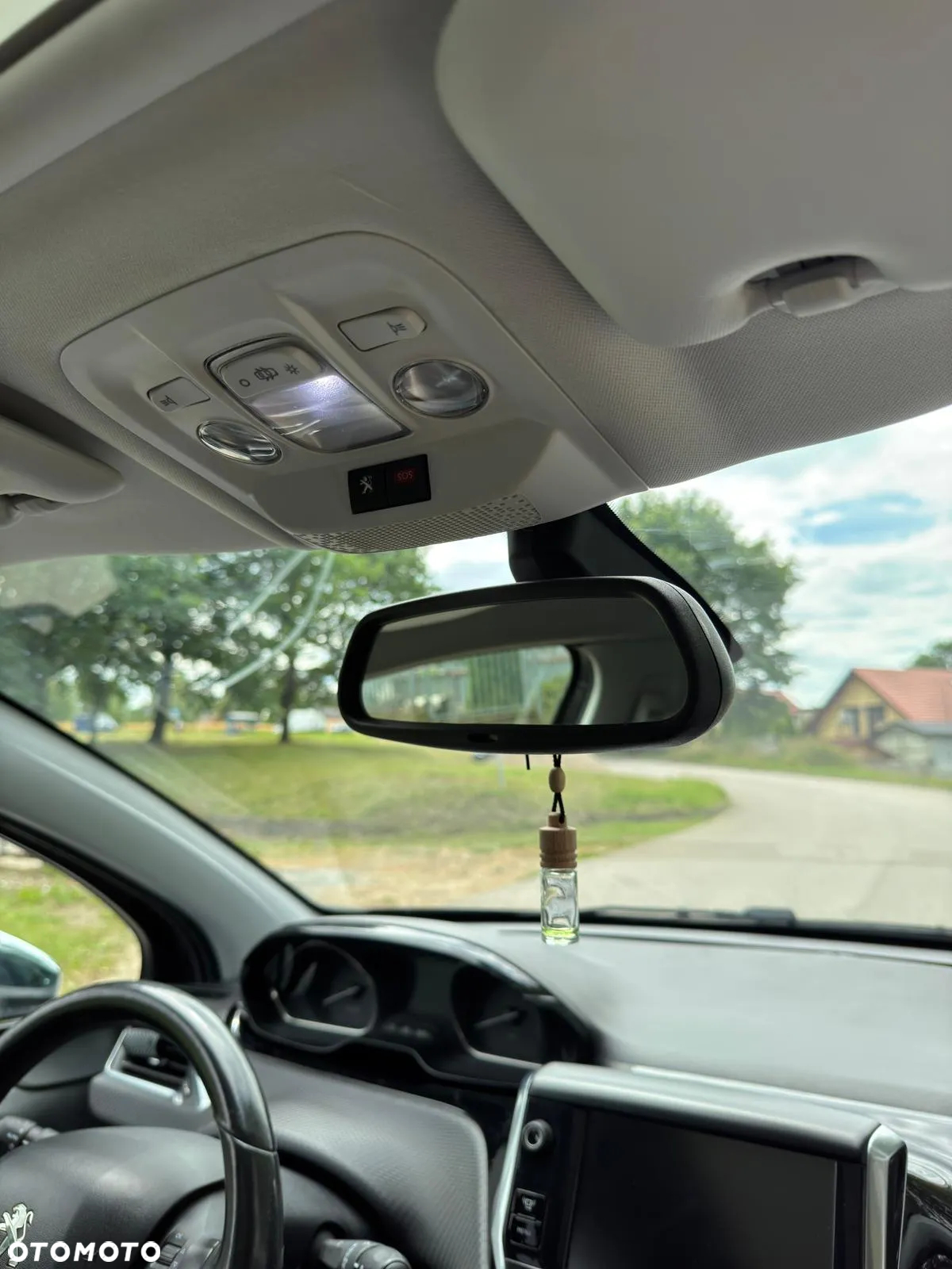 Peugeot 2008 1.6 VTi Allure - 10