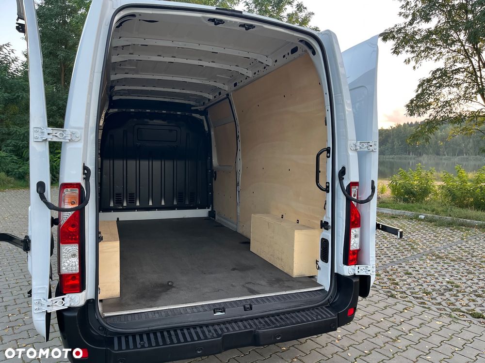 Renault Master - 18