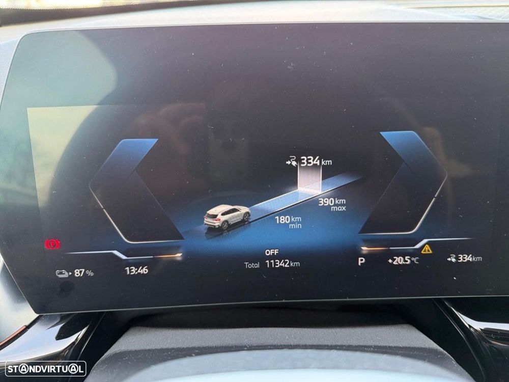 BMW iX1 eDrive20 xLine - 14