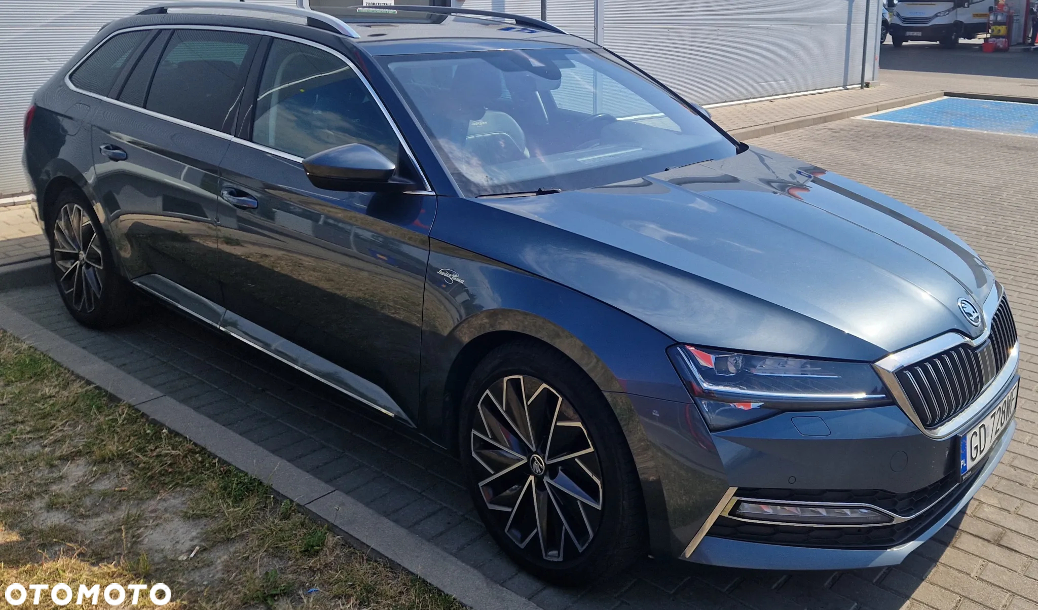 Skoda Superb 2.0 TDI 4x4 L&K DSG - 3