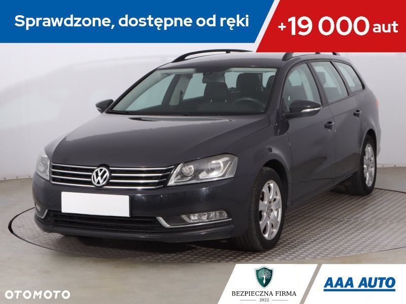Volkswagen Passat Variant - 2