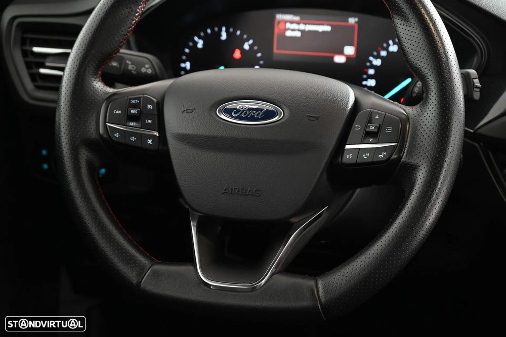 Ford Focus 1.5 TDCi ECOBlue ST-Line - 16