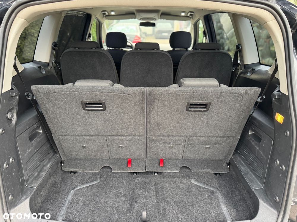 Ford S-Max 2.0 TDCi DPF Titanium - 17