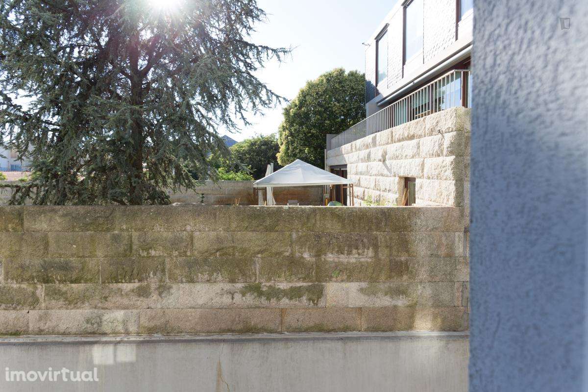 Quarto - localizado em Foz do Douro Porto - Grande imagem: 3/13