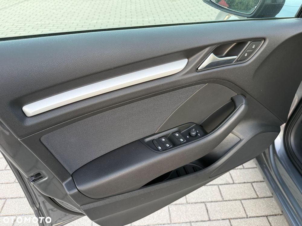 Audi A3 Sportback 30 TFSI - 13