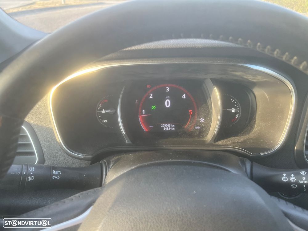 Renault Mégane Sport Tourer 1.5 dCi Dynamique S SS - 4