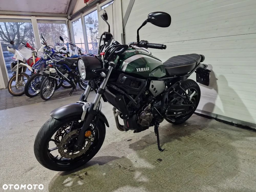 Yamaha XSR - 11