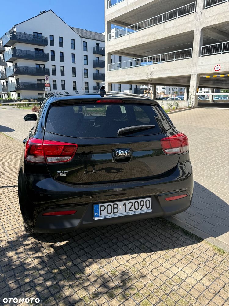 Kia Rio - 6