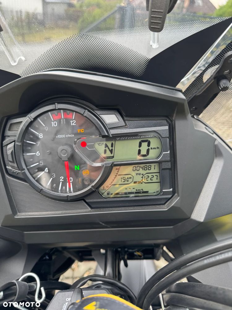 Suzuki DL - 6