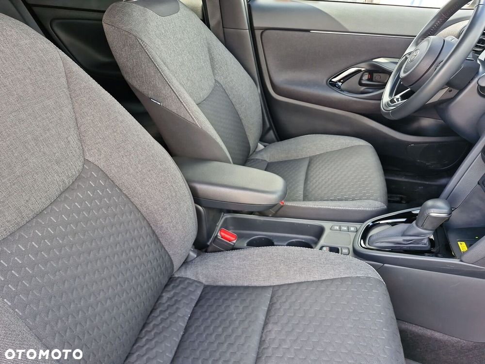 Toyota Yaris Cross Hybrid 1.5 Style - 19