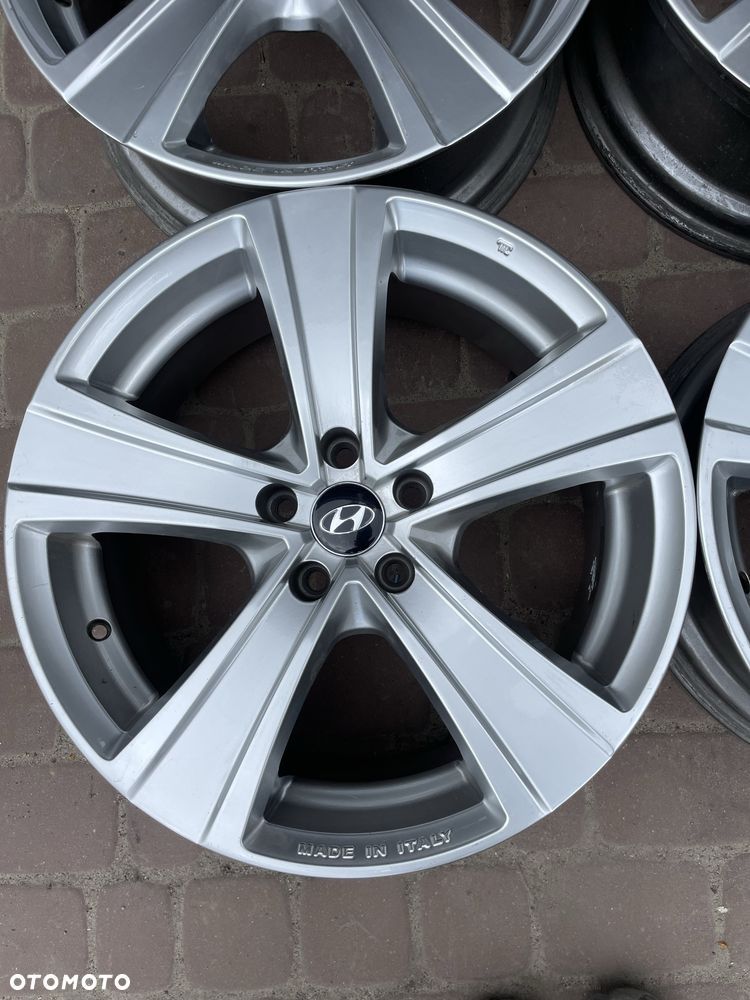 FELGI ALUMINIOWE Hyundai 8" x 19" x 5x114,3 x 67,1 x ET 35 - 5