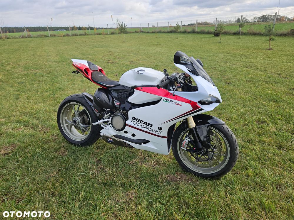 Ducati 1199 Panigale - 1