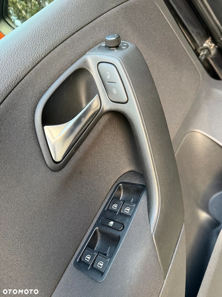 Volkswagen Polo - 18