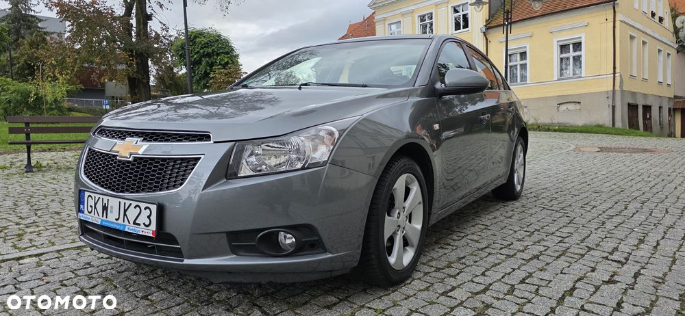 Chevrolet Cruze 1.8 LT+ - 4