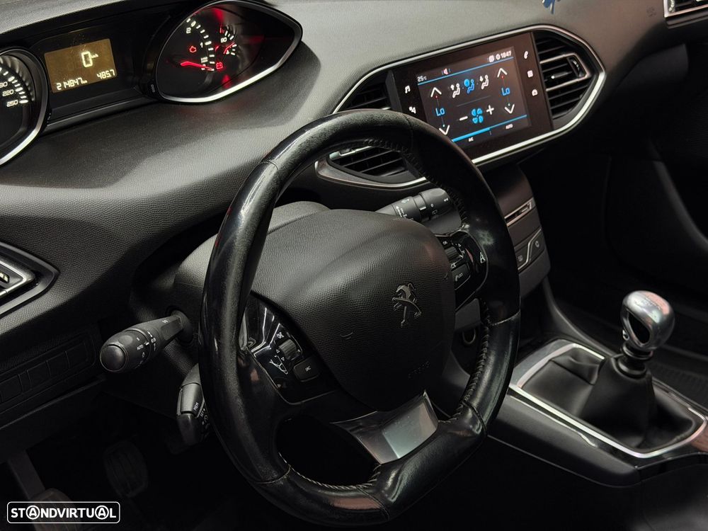 Peugeot 308 SW - 11