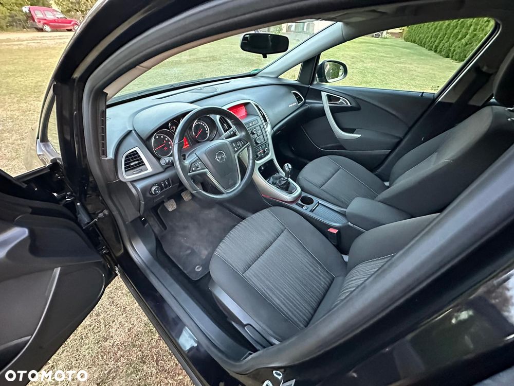 Opel Astra - 10