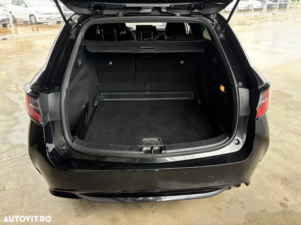 Toyota Corolla 2.0 HSD Dynamic interior Negru - 10