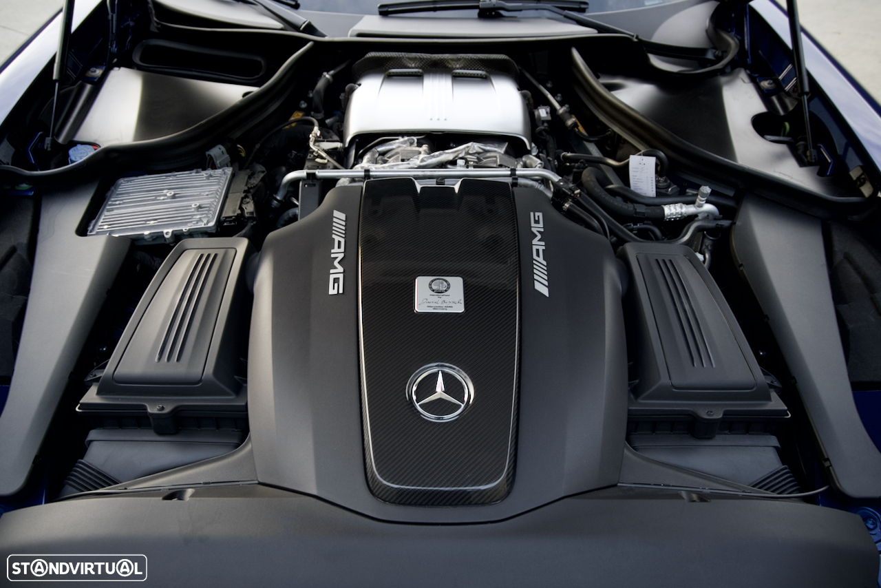 Mercedes-Benz AMG GT R - 43