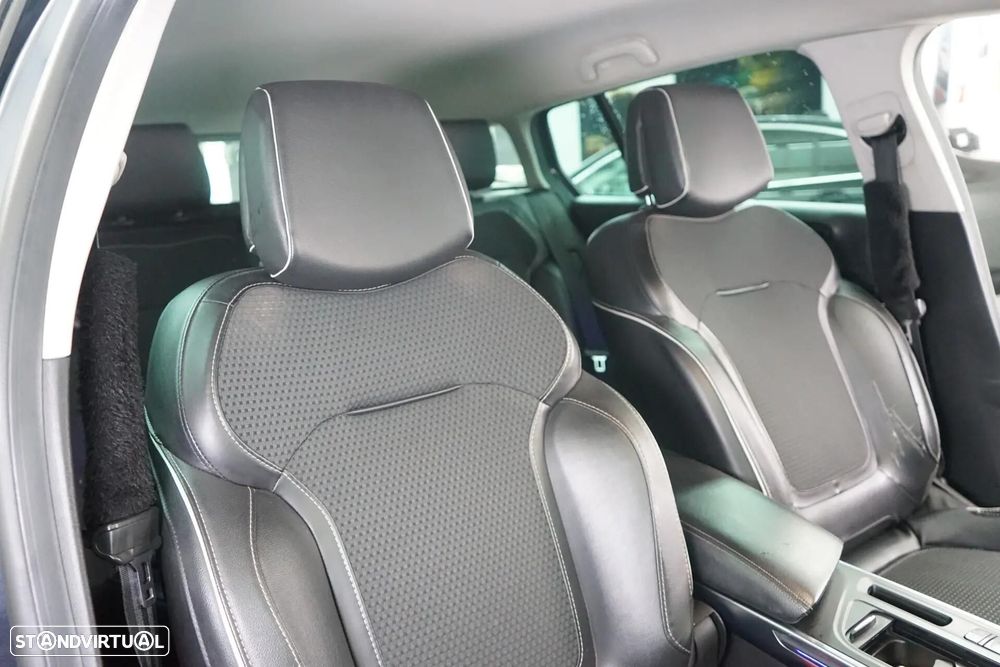 Renault Mégane 1.5 dCi Bose Edition - 36
