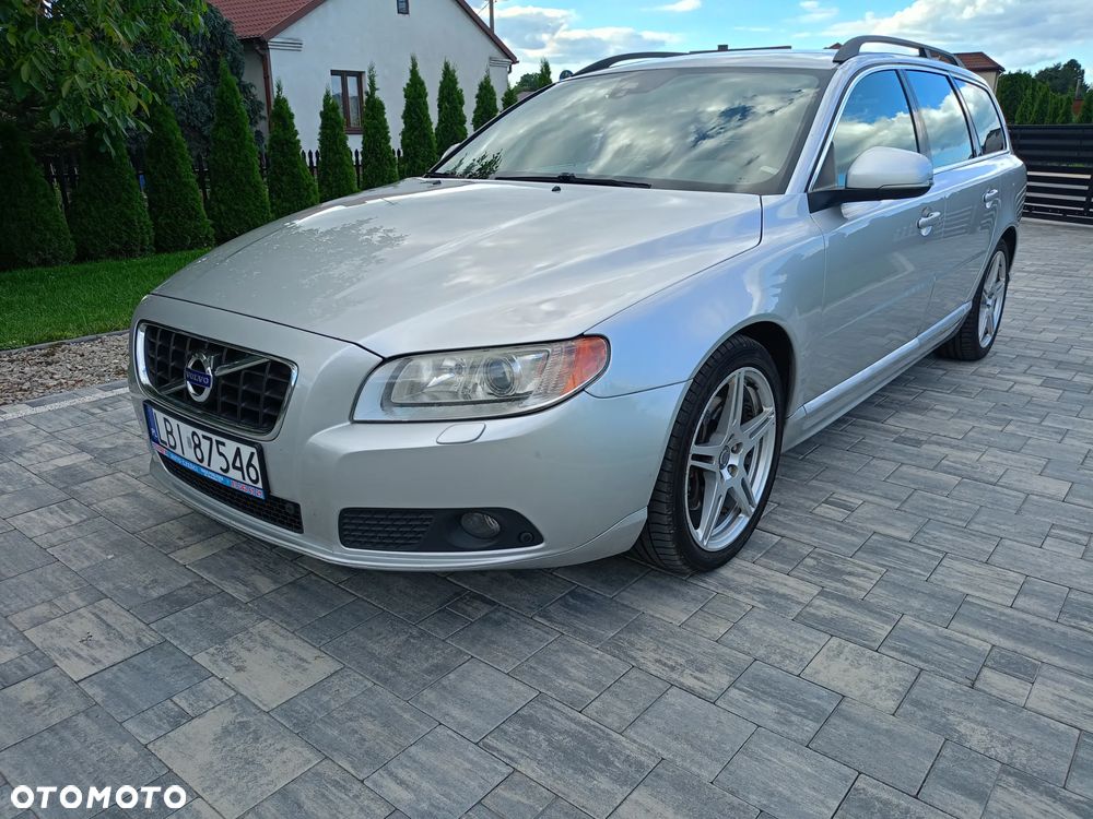 Volvo V70 D3 Momentum - 4