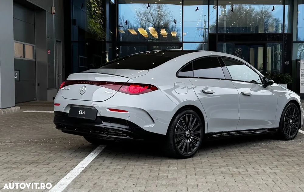 Mercedes-Benz CLA 350 4MATIC Coupe - 9