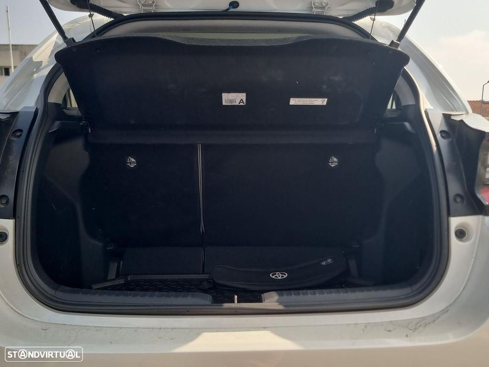 Toyota Yaris - 11