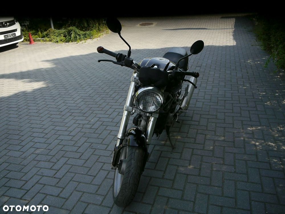 Ducati Monster - 3