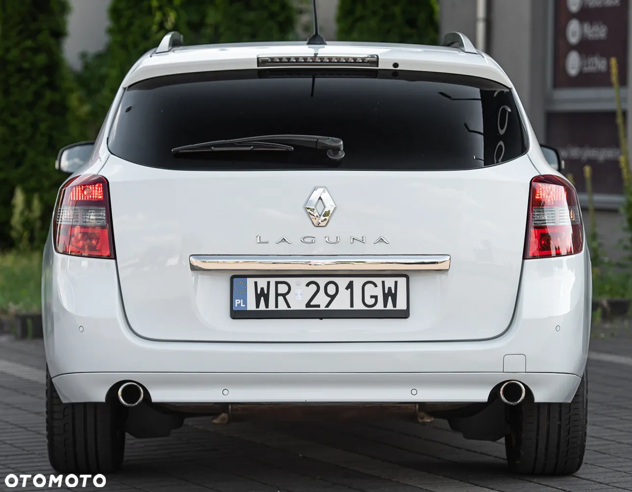 Renault Laguna dCi 150 FAP Start-Stop Bose Edition - 11