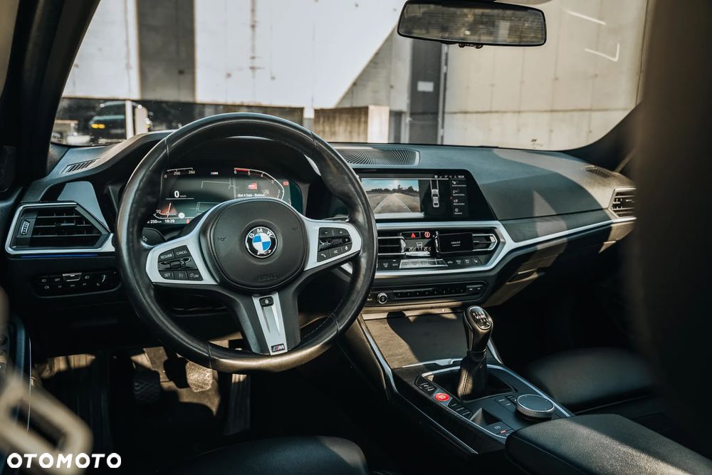 BMW Seria 3 320d Sport Line Shadow - 13